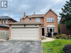 107 Kearney Dr in Ajax, ON - Building Photo
