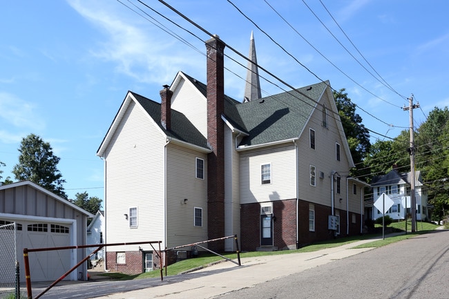 92 S Main St in Rittman, OH - Building Photo - Building Photo