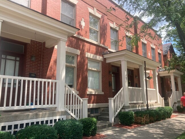 744 S Front St in Columbus, OH - Foto de edificio - Building Photo