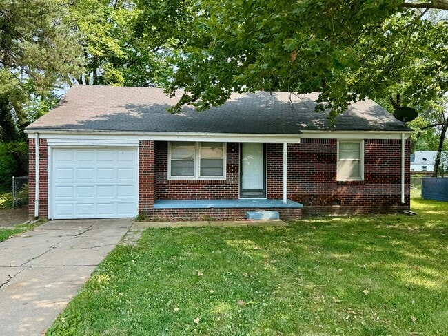 property at 620 Drury Ln