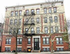 214-218 W Market St in Newark, NJ - Building Photo - Building Photo