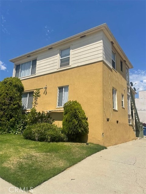 property at 6940 Glasgow Ave