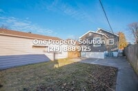 4628 Towle Ave photo'