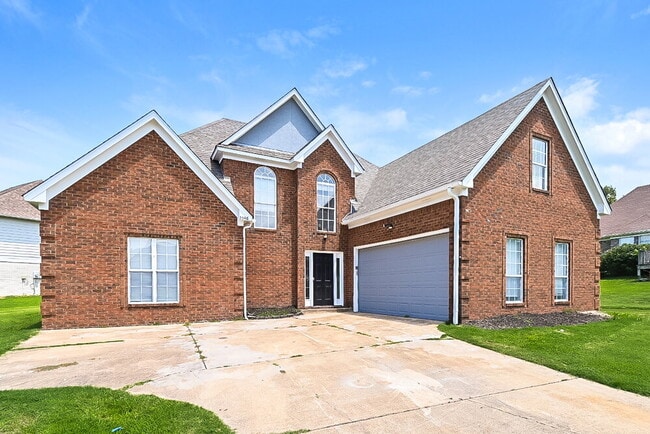 property at 5546 Lakefront Dr