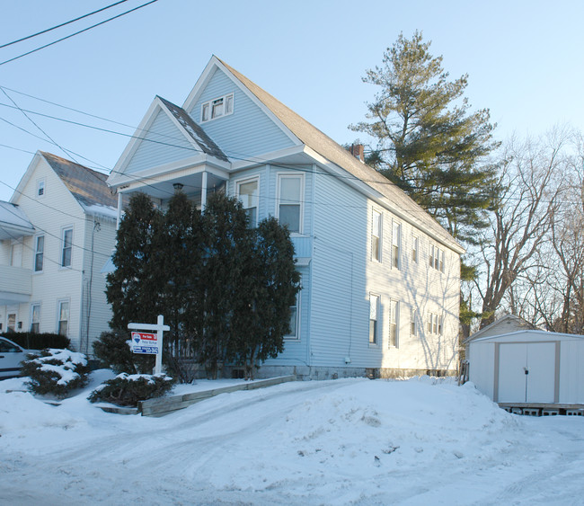 1010 Dean St in Schenectady, NY - Foto de edificio - Building Photo