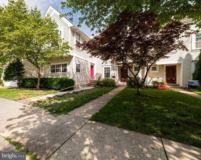 8591 Harvest View Ct in Ellicott City, MD - Building Photo - Building Photo