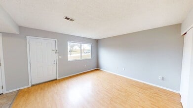 3140 Walden Pl in Grove City, OH - Building Photo - Building Photo