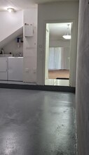 2445 Centergate Dr in Miramar, FL - Building Photo - Building Photo