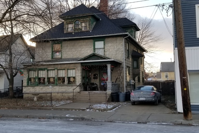 20 Willow St in Johnson City, NY - Foto de edificio