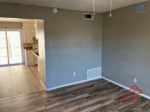 2111 NW Lindy Ave in Lawton, OK - Foto de edificio - Building Photo