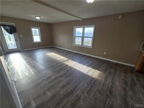 2802 Lemoyne Ave in Syracuse, NY - Building Photo - Building Photo