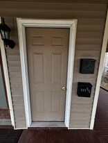 311-1/2 S Main St in Marysville, OH - Building Photo