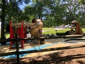 117 E Circle Dr, Unit A in Cary, NC - Foto de edificio - Building Photo