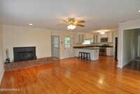 2129 Neuse Cliffs Cir photo'