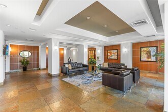 1745 E Hallandale Beach Blvd, Unit 2302W in Hallandale Beach, FL - Foto de edificio - Building Photo