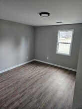 2420 Elmwood Ave in Columbia, SC - Building Photo - Building Photo