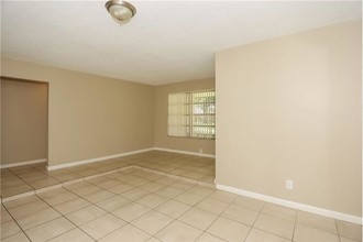 4711 Van Buren St-Unit -#4711 in Hollywood, FL - Building Photo - Building Photo