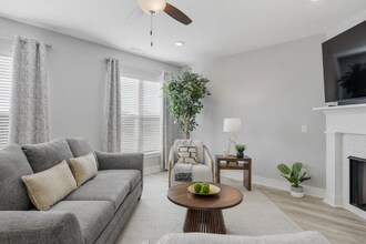 129 Weller Ln in Gallatin, TN - Building Photo - Building Photo