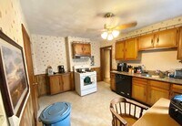 72 Roseclair St photo'