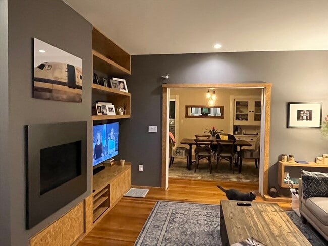 11 Edwards St in Beverly, MA - Building Photo - Building Photo