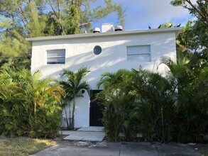 509 NE 64th St in Miami, FL - Building Photo - Building Photo