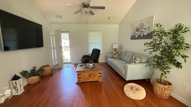 10456 Annawood Dr in Vance, AL - Building Photo - Building Photo