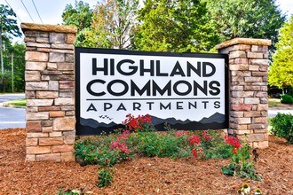 Highland Commons in Hickory, NC - Foto de edificio - Other