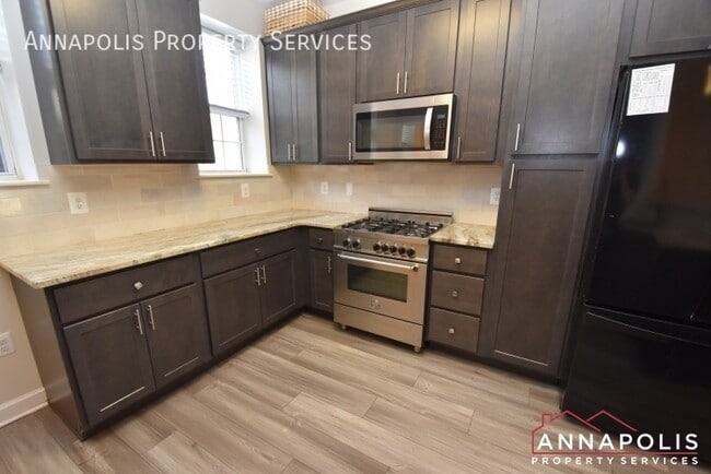 8629 Willow Leaf Ln in Odenton, MD - Building Photo - Building Photo