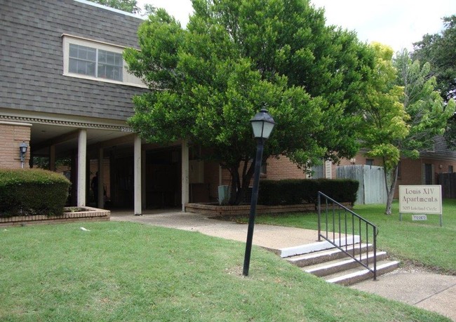 Louis XIV in Waco, TX - Foto de edificio - Building Photo