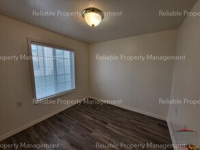 318 Pioneer Rd, Unit 802 in Rexburg, ID - Foto de edificio - Building Photo