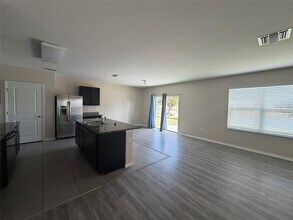 7531 Tuscan Bay Cir in Wesley Chapel, FL - Building Photo - Building Photo