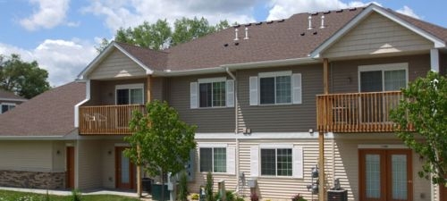 Beaver Creek Village in Maplewood, MN - Foto de edificio