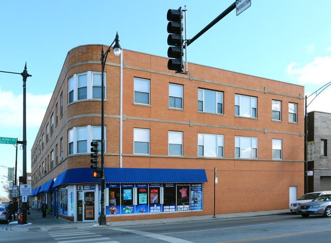 3957 W Irving Park Rd in Chicago, IL - Building Photo - Building Photo