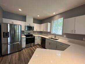 2480 Simmons St in Dupont, WA - Building Photo - Building Photo