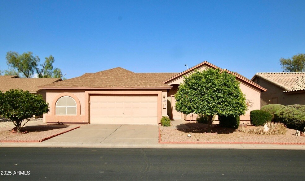 6973 S Oakmont Dr in Chandler, AZ - Building Photo