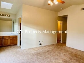 51520 Pine Creek Pl in King City, CA - Building Photo - Building Photo