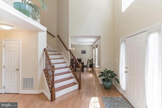 9906 Old Fort Rd in Fort Washington, MD - Building Photo - Building Photo