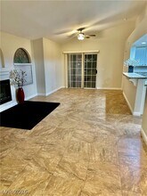 7950 W Flamingo Rd in Las Vegas, NV - Building Photo - Building Photo