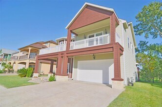 131 Starboard Dr in San Leon, TX - Building Photo - Building Photo