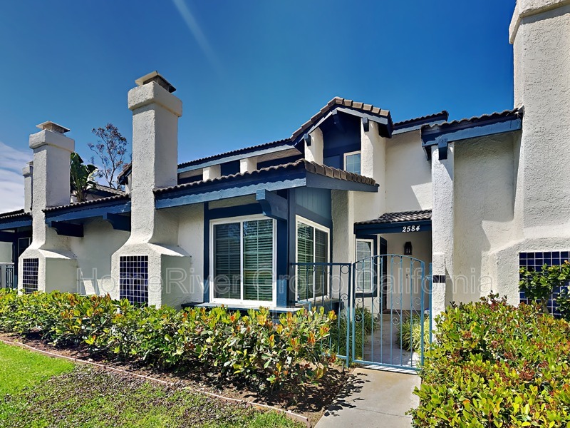 2584 Jacklight Cove in Port Hueneme, CA - Building Photo