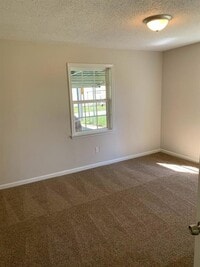 4218 Buck St photo'