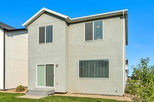 869 S Brubaker Way in Santaquin, UT - Building Photo