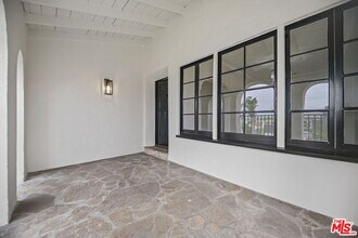 1146 S Stanley Ave in Los Angeles, CA - Building Photo - Building Photo