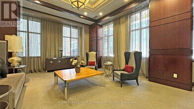 35 Balmuto St in Toronto, ON - Building Photo - Building Photo