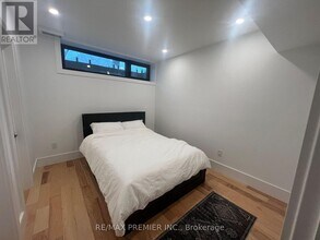 7 Glen Eden Crescent in Toronto, ON - Building Photo - Building Photo