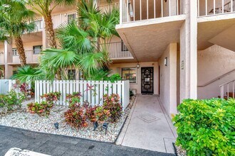 7280 Amberly Ln in Delray Beach, FL - Building Photo - Building Photo