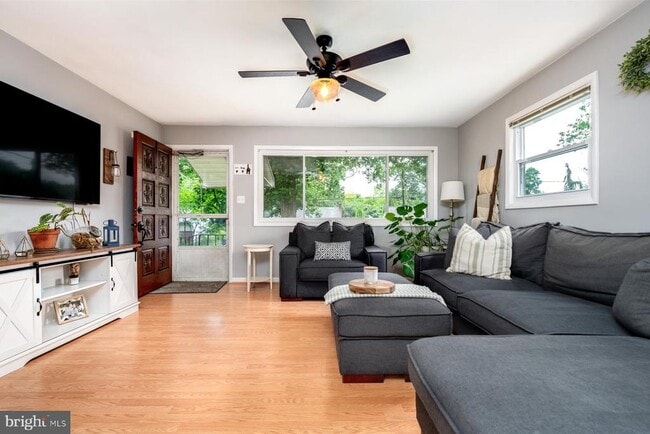 property at 754 Warren Dr