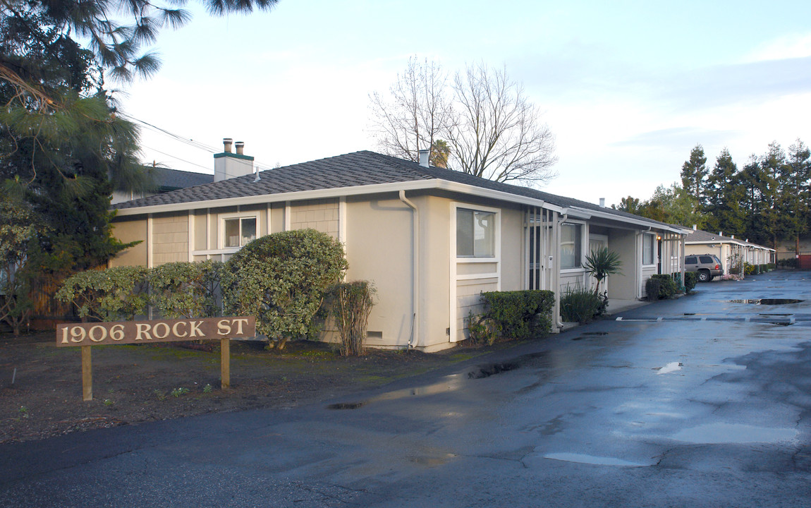 1906 Rock St Apartments in Mountain View, CA - Building Photo