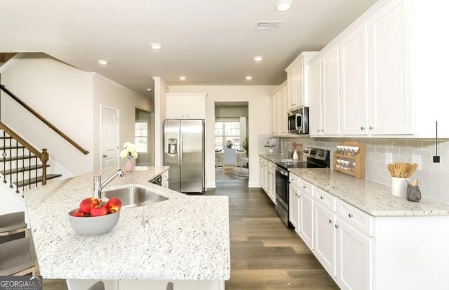 24 Creekwater Dr in Acworth, GA - Building Photo - Building Photo