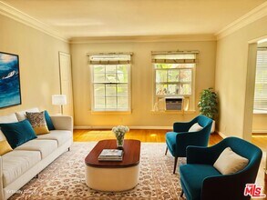 1269 N Crescent Heights Blvd in West Hollywood, CA - Building Photo - Building Photo